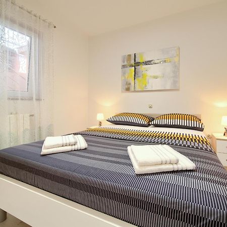 Apartmani Assa Krk Krk Town Exteriér fotografie