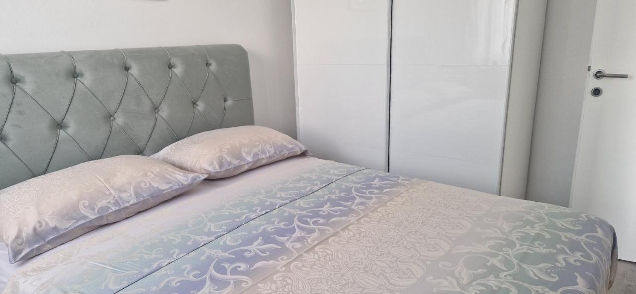 Apartmani Assa Krk Krk Town Exteriér fotografie