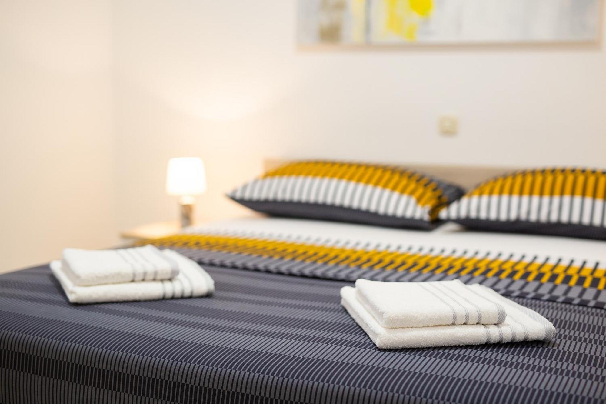 Apartmani Assa Krk Krk Town Exteriér fotografie