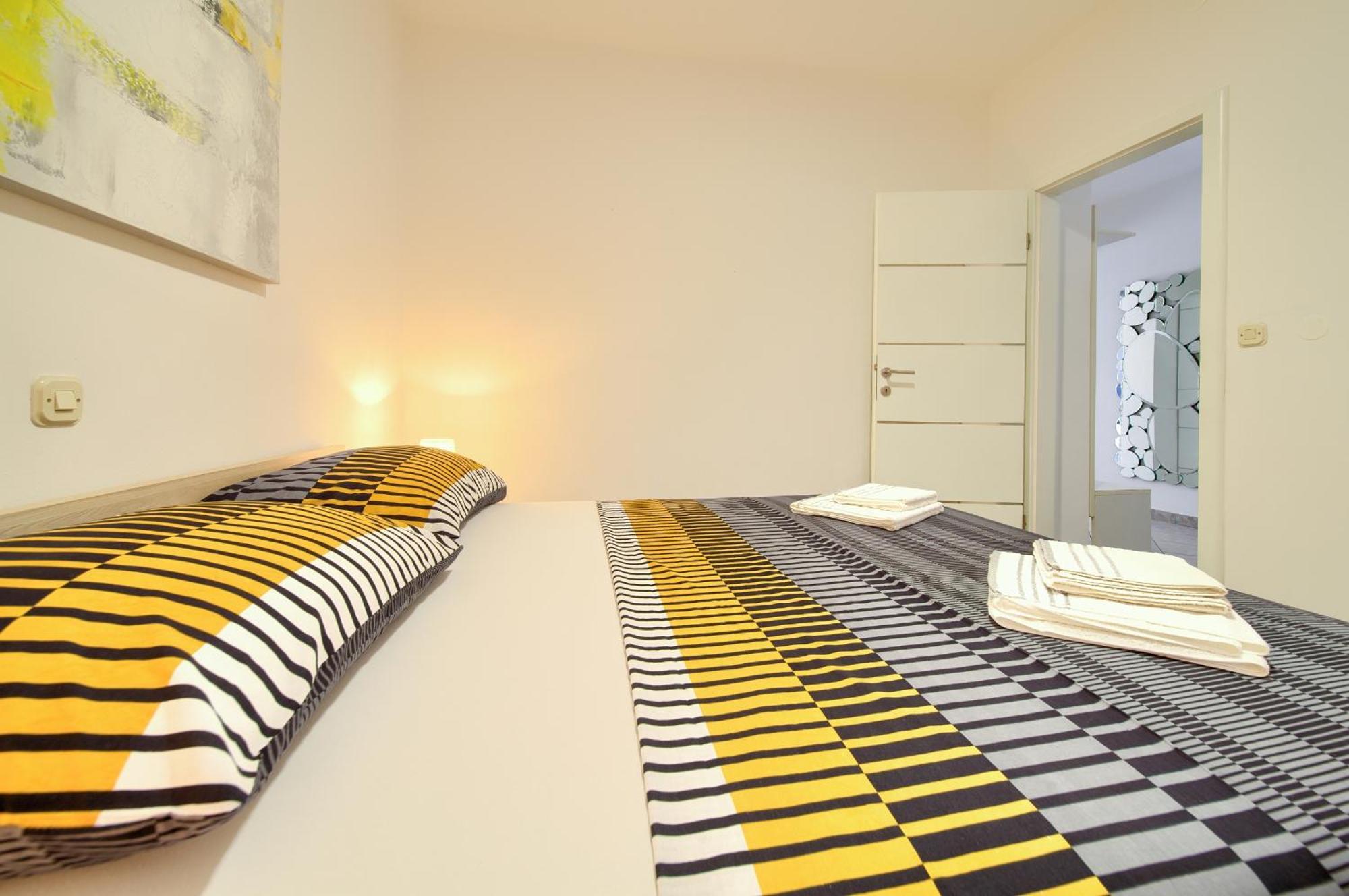 Apartmani Assa Krk Krk Town Exteriér fotografie