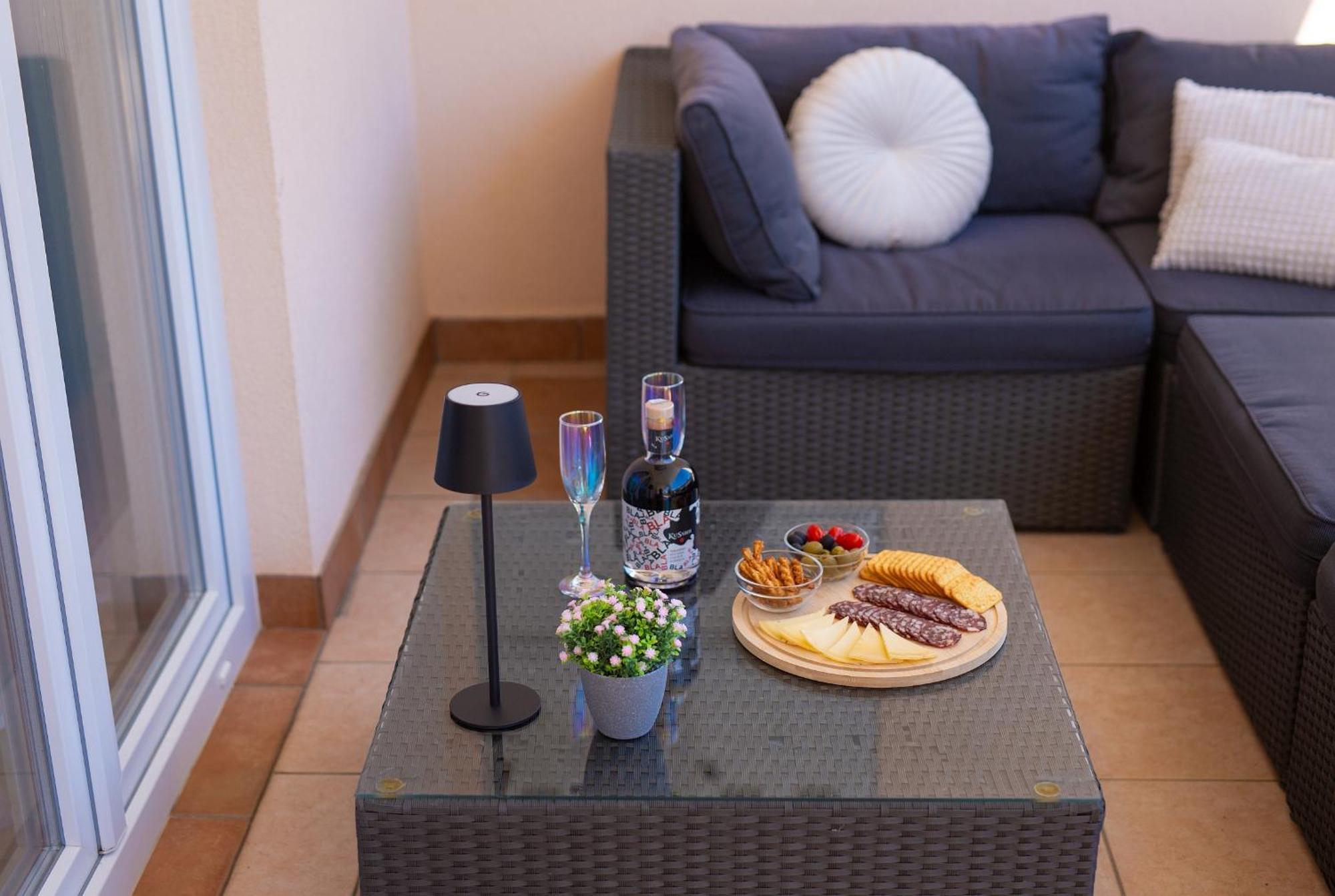 Apartmani Assa Krk Krk Town Exteriér fotografie