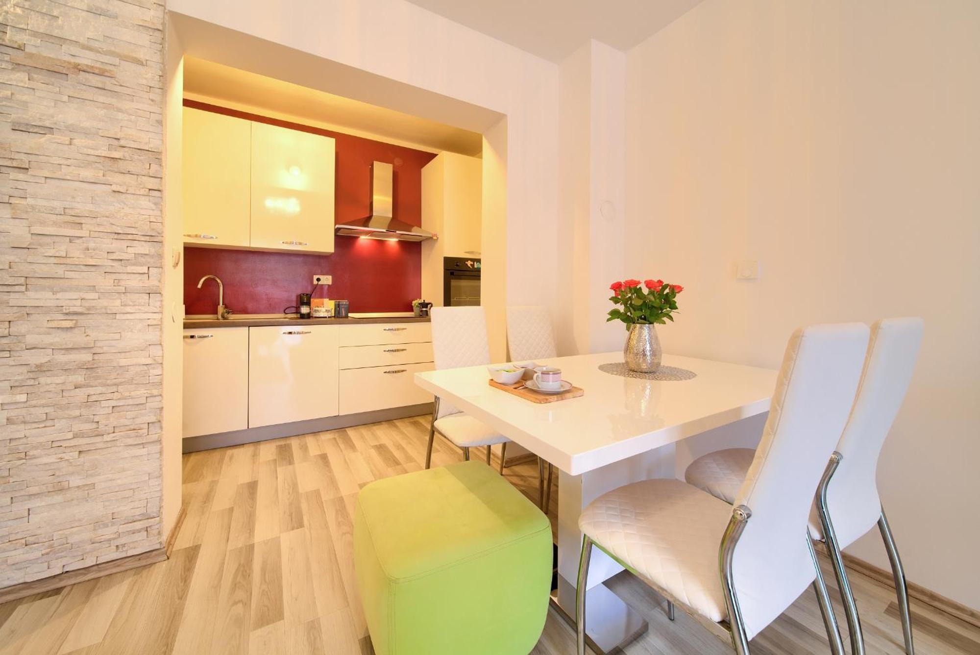 Apartmani Assa Krk Krk Town Exteriér fotografie