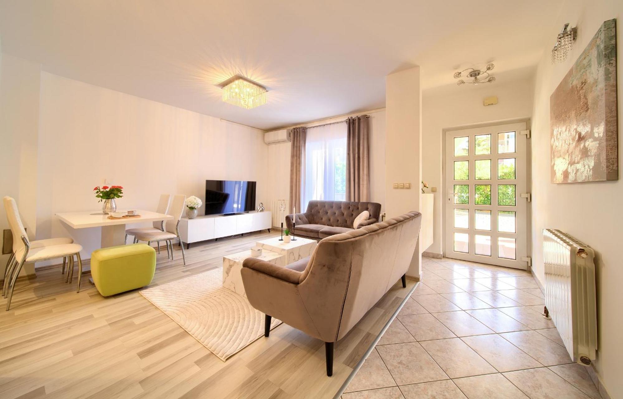 Apartmani Assa Krk Krk Town Exteriér fotografie
